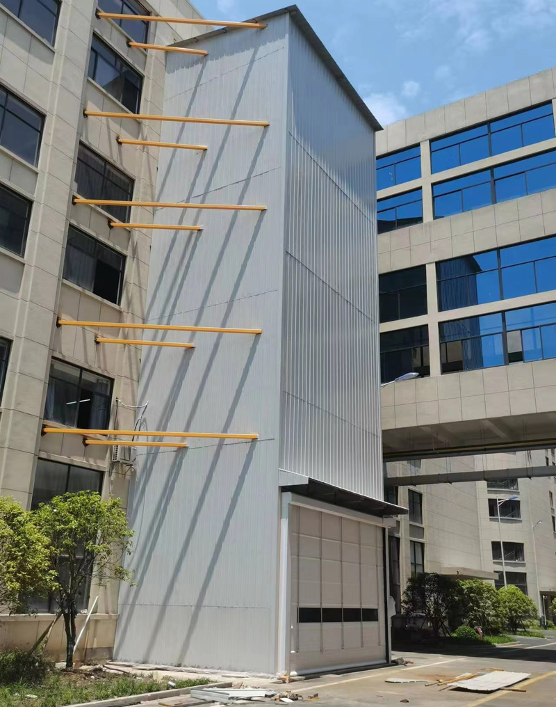 带外防护导轨式升降机